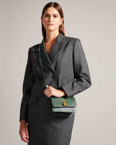 {{ product.type }} - Ted Baker London - Kosovo - SSLOANE